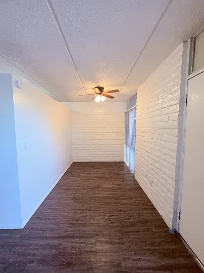 BROADWAY APARTMENTS — Photo 69