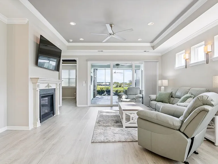 220 Landshark Blvd — Photo 49