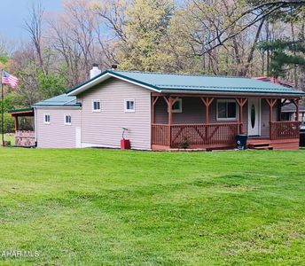 621 S Carlisle Ln, Altoona, PA, 16602