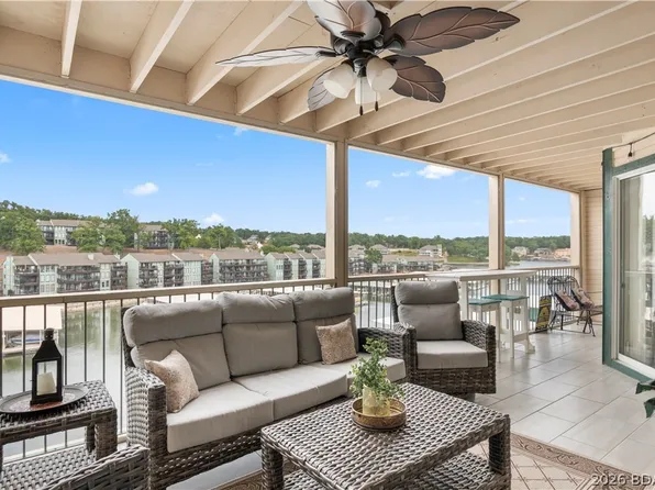 329 Bristol Bay Dr #3A, Lake Ozark, MO 65049