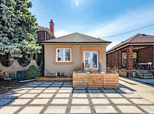 75 Henrietta St, Toronto, ON M6N1S5