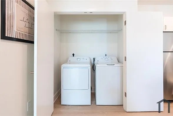 1 bed, 819 sqft, $1,217 — Photo 3
