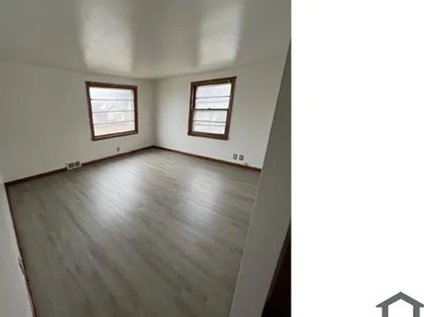 3821 N 39th St, Milwaukee, WI 53216