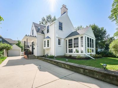 166 Kensington Drive, Madison, WI, 53704