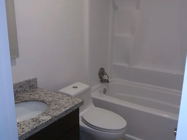13300 SW 17th Ln #10 — Photo 5