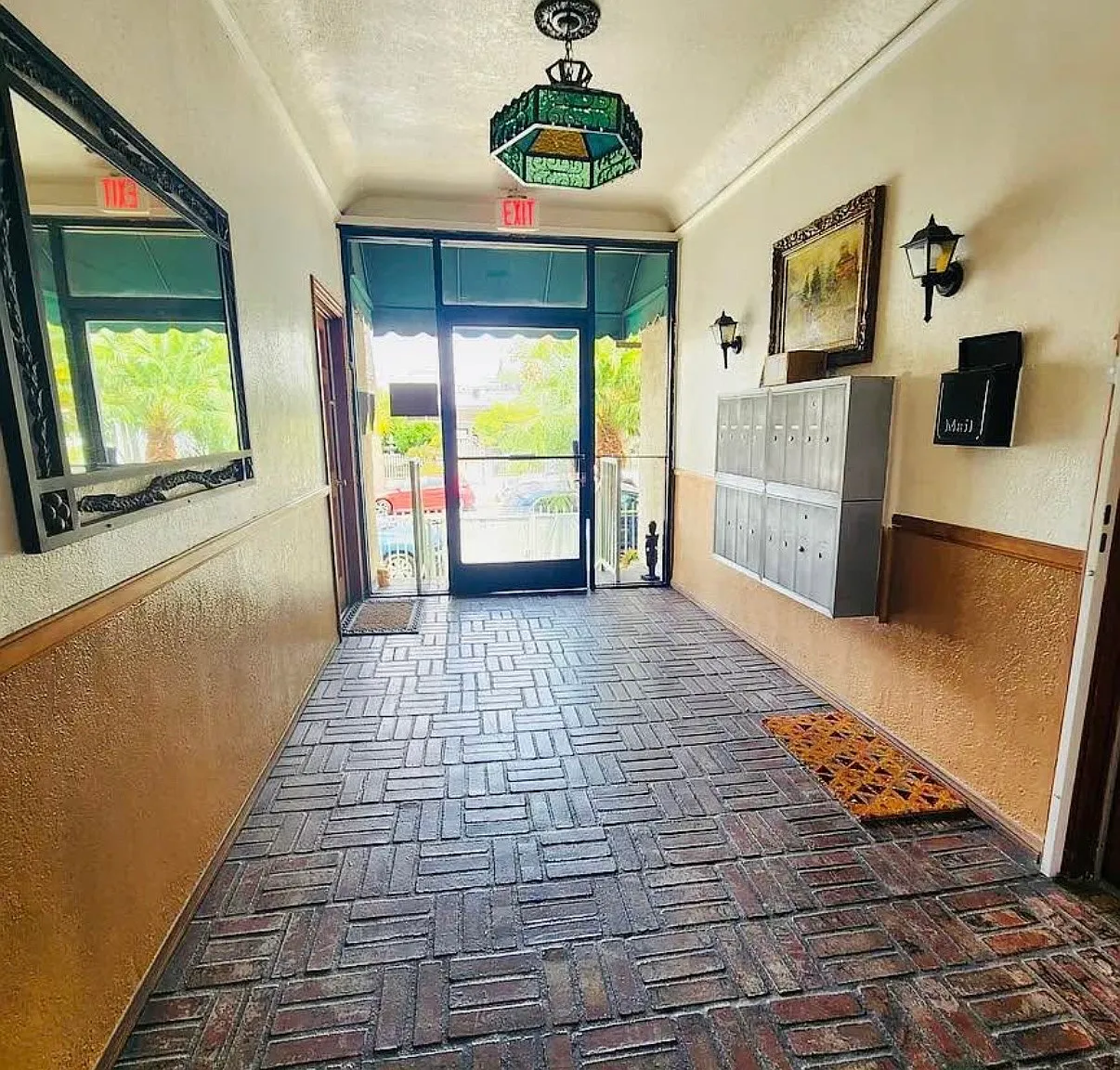 Studio, 450 sqft, $1,525 — Photo 4