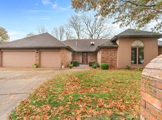 3402 S Valley View Ave, Springfield, MO 65804