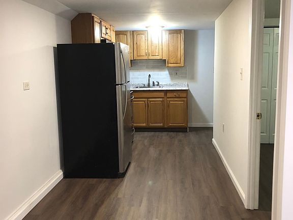 4th image of 448 Burnley Ln APT C