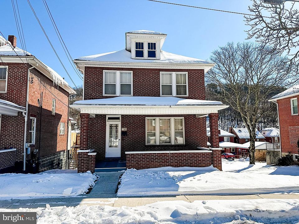 1st image of 713 Lincoln St