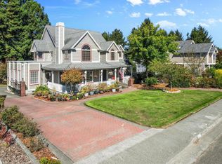 5686 Christine Dr, Eureka, CA 95503