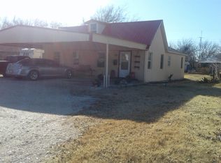 509 N Wall St, Shamrock, TX 79079