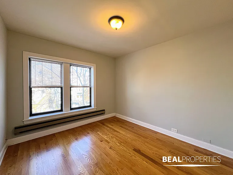 837 West Wolfram Street — Photo 26