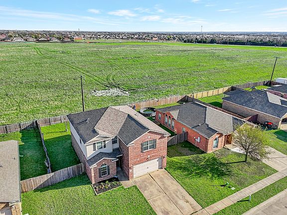 4th image of 312 Meadow View Ln