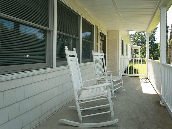 3rd image of 434 Driscol Dr