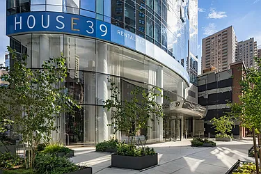 HOUSE39 at 225 East 39th Street in Murray Hill