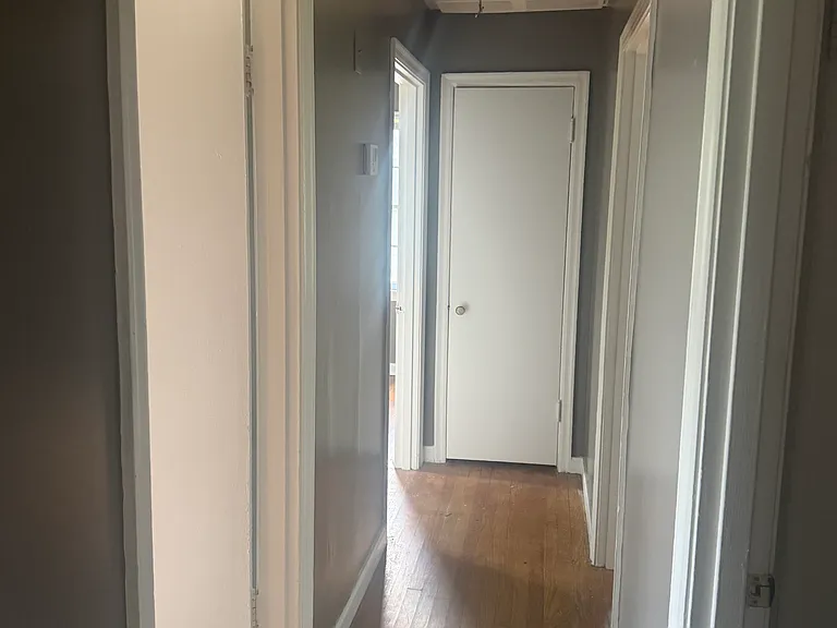40 Locust Ln — Photo 4