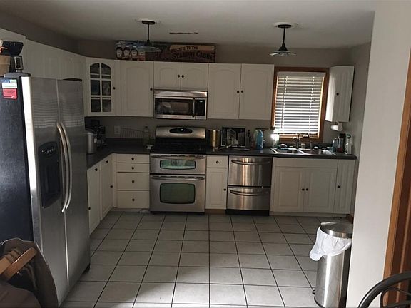 3rd image of 26016 Muskie Ln