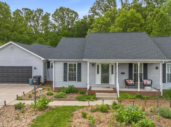 558 Teakwood Dr, Raceland, KY 41169