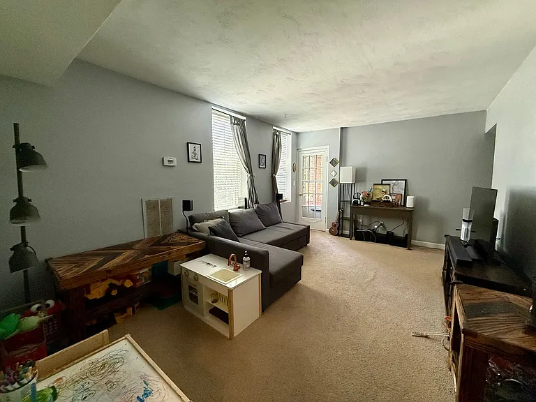 610 W Princess Anne Rd #B6 — Photo 15