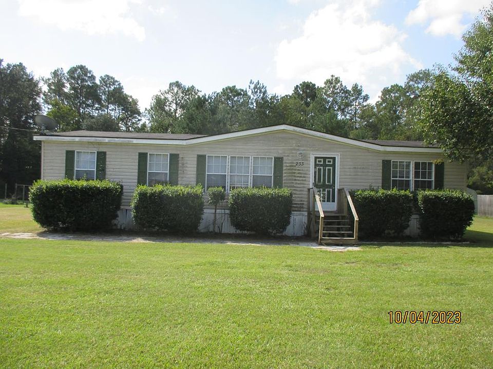 1st image of 233 Country Ln NE