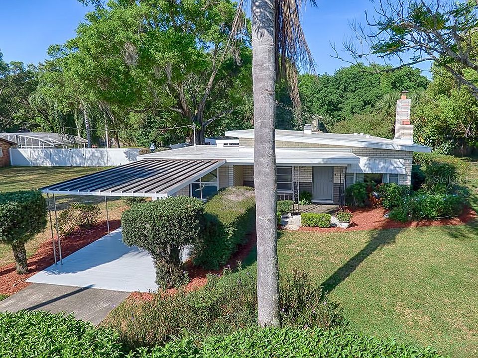 1st image of 304 College Ave