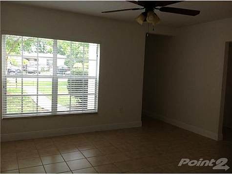 4th image of 460 NW 128th St
