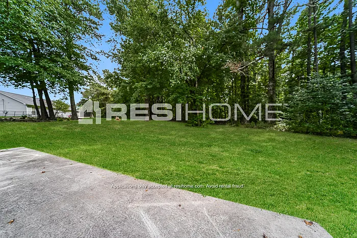 2670 Woodward Rd — Photo 12