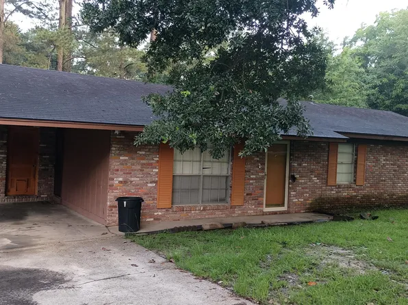 8 Chickasaw St, Laurel, MS 39440