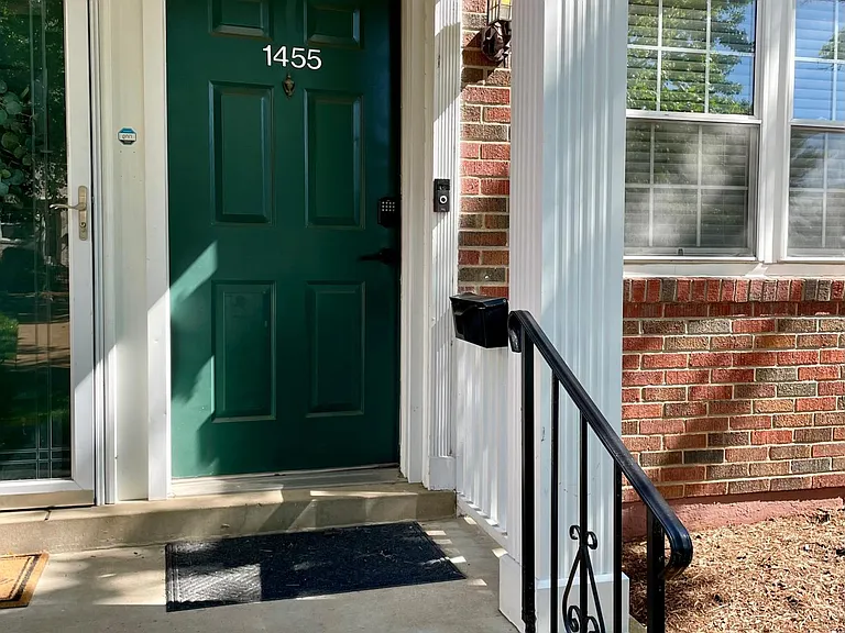 1455 Bobolink Pl — Photo 34