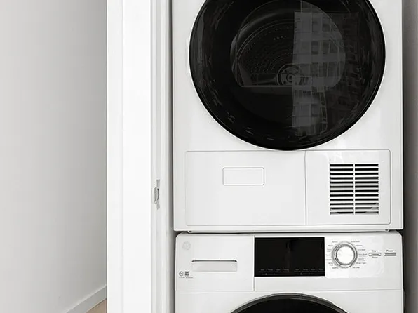 150 Lawrence Street image 13 of 35