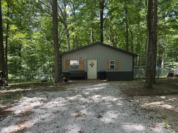 191 Schores Ln, Bedford, IN 47421