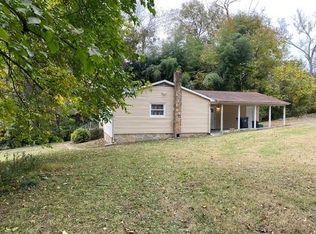 2137 Riverside Dr, Knoxville, TN 37915