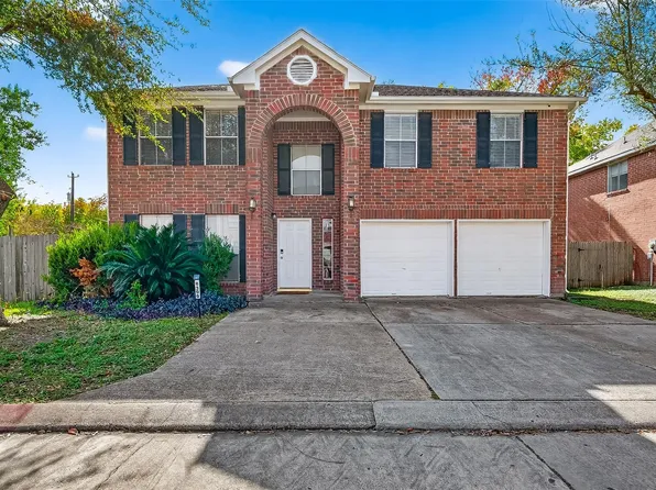 8366 Golf Green Cir, Houston, TX 77036