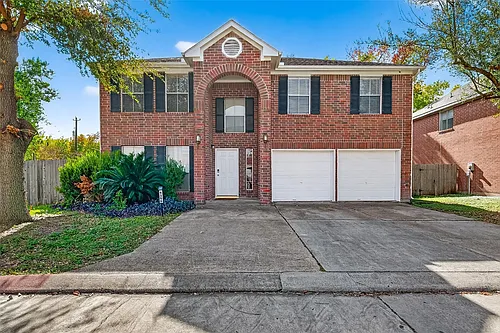 8366 Golf Green Cir Photo 1