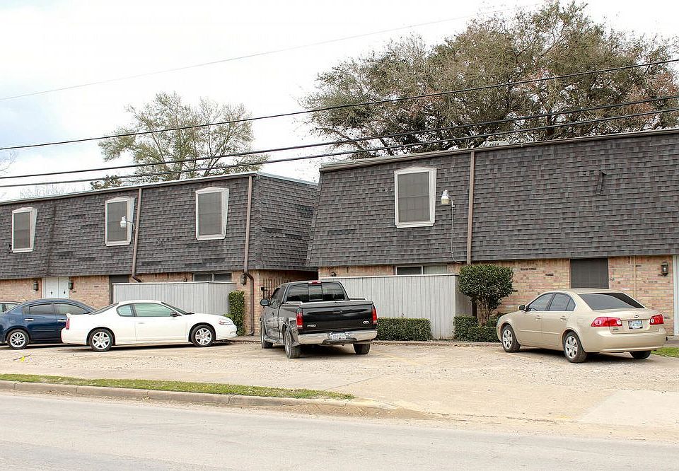 1st image of 2290 Long St APT 04