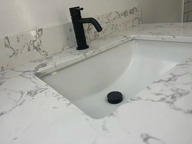 1821 Vine St #9 — Photo 6