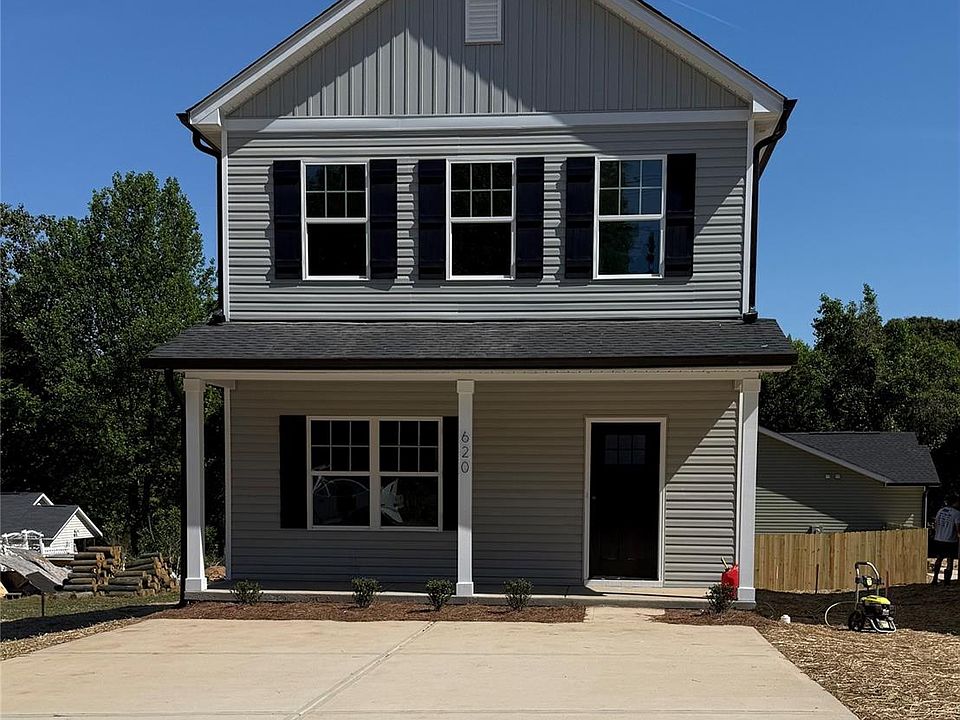 1st image of 620 Ratchford Ave