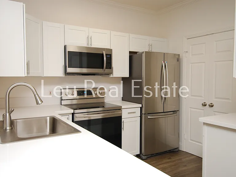 703 Gibson Dr #1212 — Photo 2