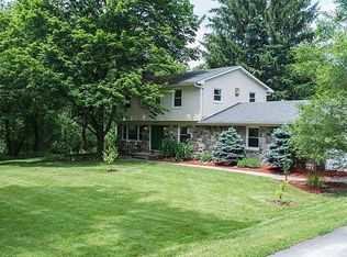 4037 Danford Rd, Ann Arbor, MI 48105