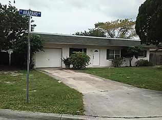 1648 Arapaho Ave, Stuart, FL 34994