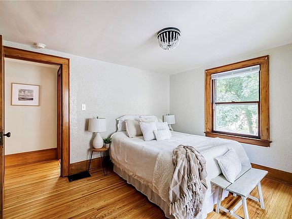 5th image of 84 Merwin Ave