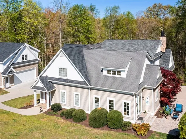 967 Glebe Landing Rd, Center Cross, VA 22437