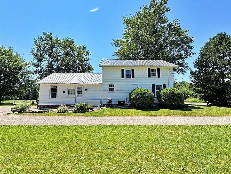 1st image of 10677 Baumhart Rd