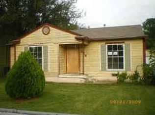 558 Pleasant Vista Dr, Dallas, TX 75217