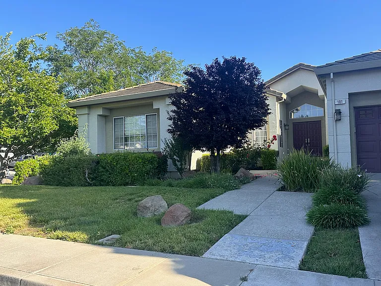 101 Fox Hollow Cir — Photo 3