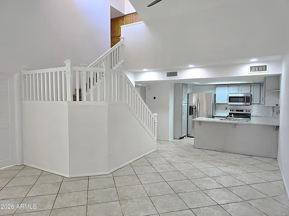 819 N COLLEGE Avenue #F106, Tempe, AZ 85288