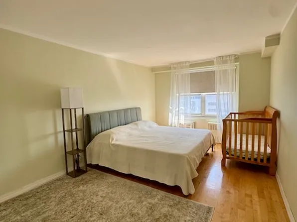 2650 Ocean Parkway image 6 of 16