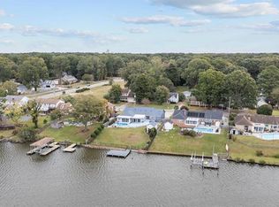 733 Woodstock Rd, Virginia Beach, VA 23464