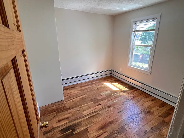 417 Shelton St #2 — Photo 8