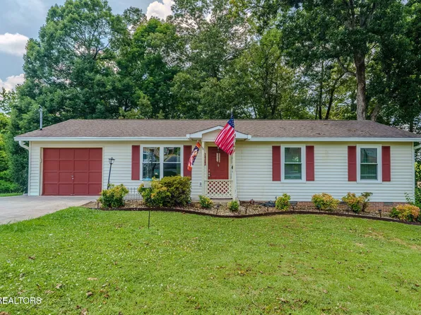 1717 Jett Rd, Maryville, TN 37804
